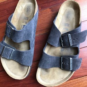 Suede size 39 Birkenstocks